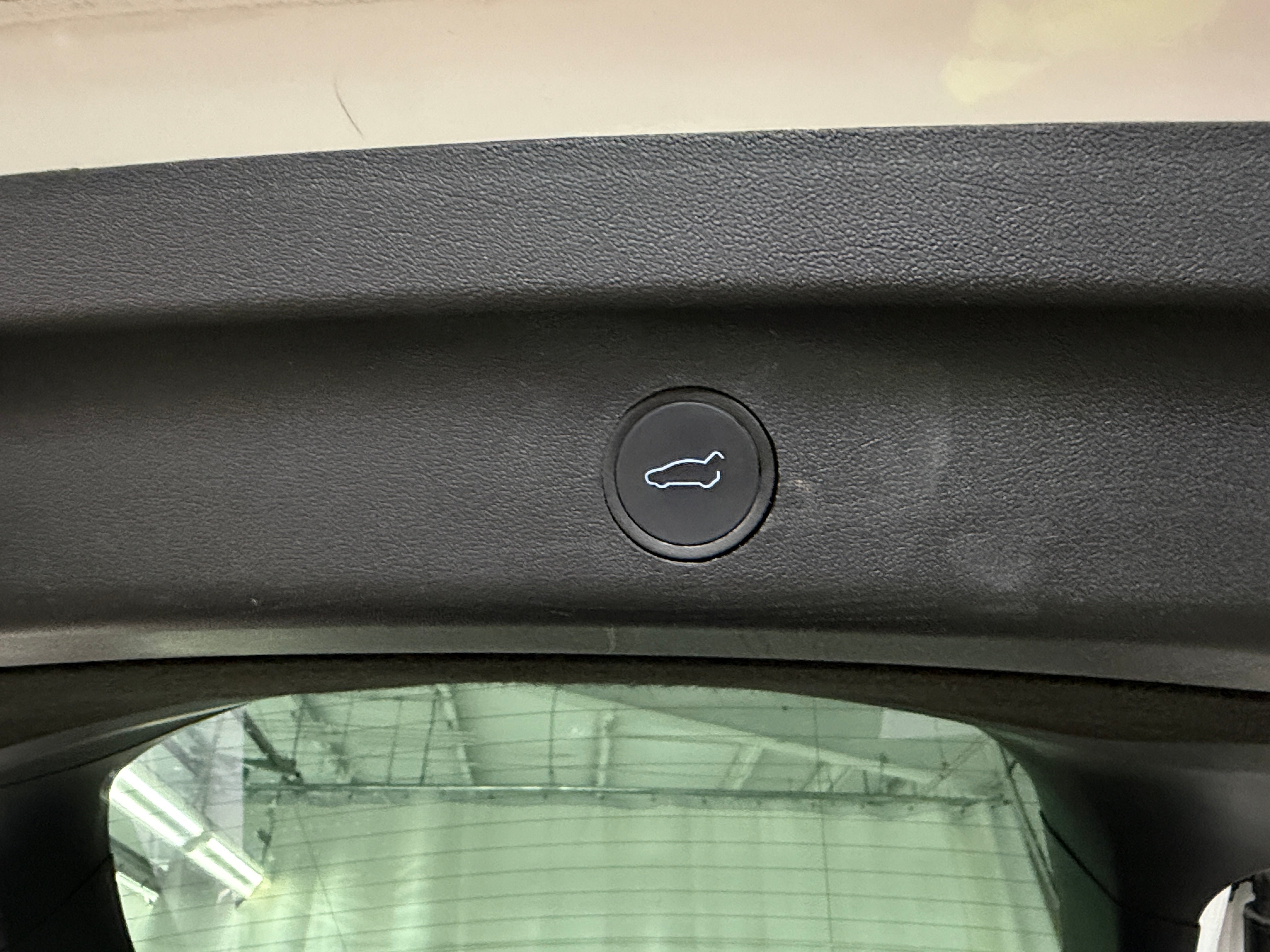 Used 2023 Tesla Model Y Long Range with VIN 7SAYGDEE7PA043255 for sale in Oak Creek, WI