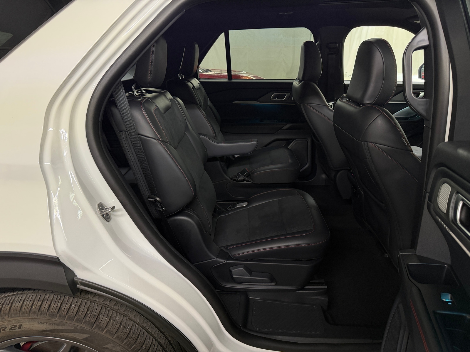 Thumbnail: 2026 Ford Explorer - 5