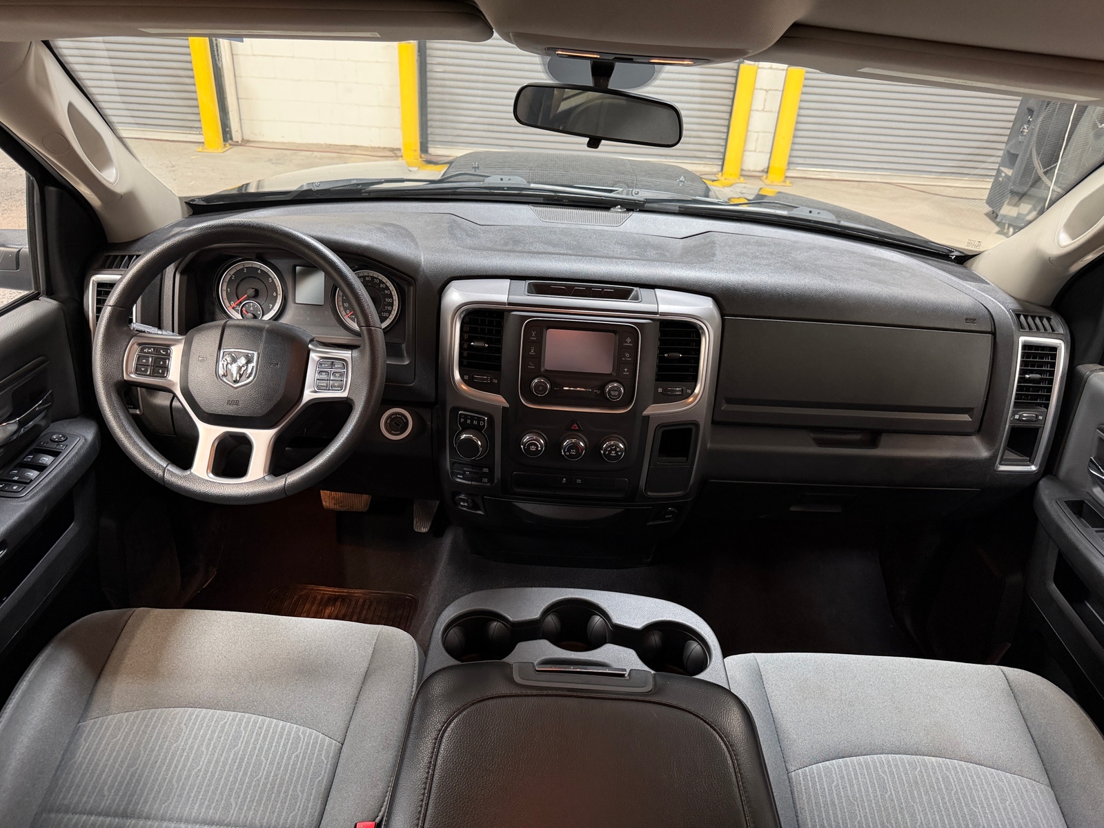 Thumbnail: 2024 RAM 1500 Classic - 3