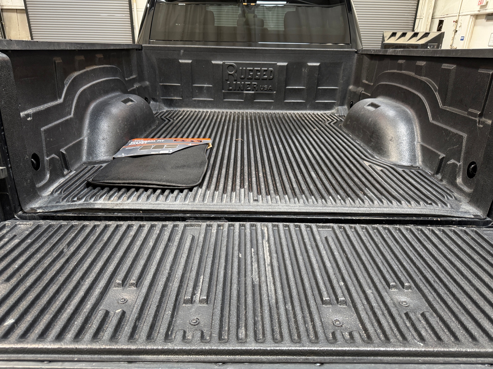 Thumbnail: 2024 RAM 1500 Classic - 7