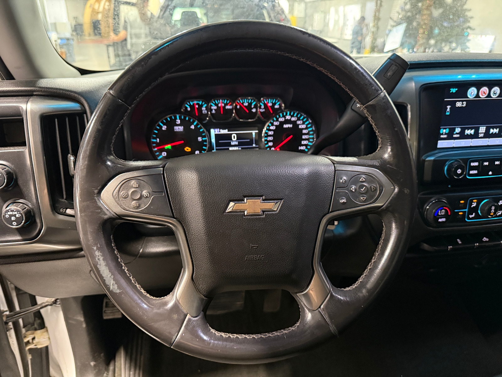 Thumbnail: 2018 Chevrolet Silverado 1500 - 5