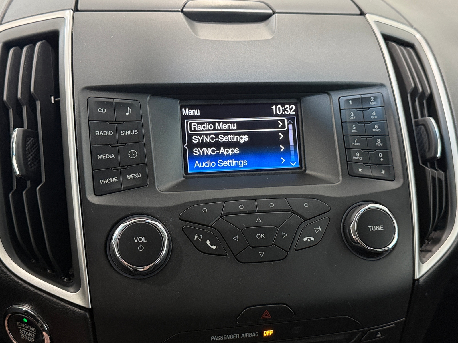Thumbnail: 2015 Ford Edge - 4