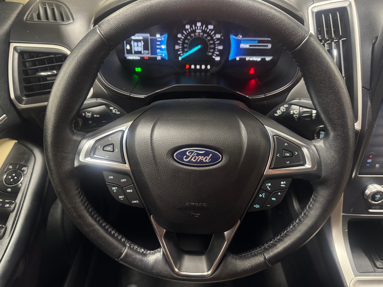 Thumbnail: 2023 Ford Edge - 4