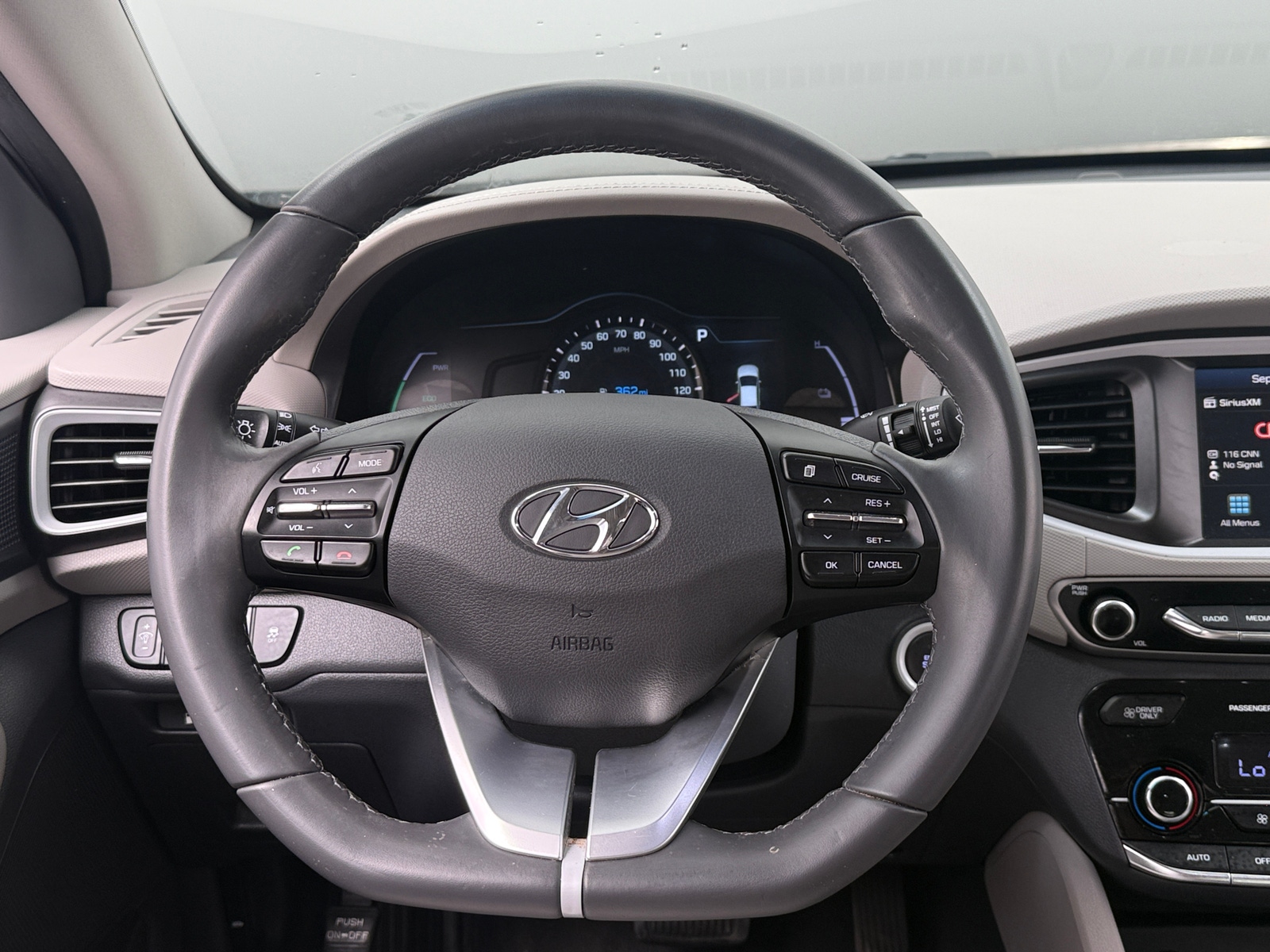 Thumbnail: 2017 Hyundai Ioniq - 4