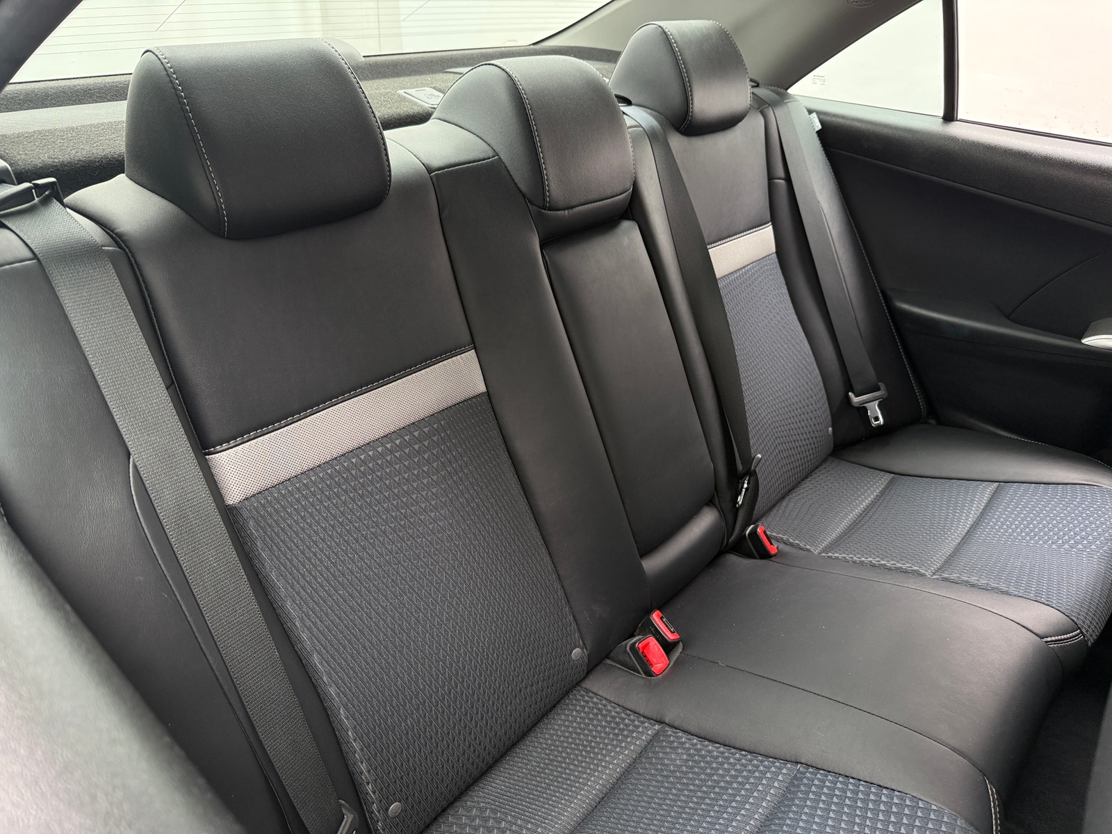 Thumbnail: 2013 Toyota Camry - 6