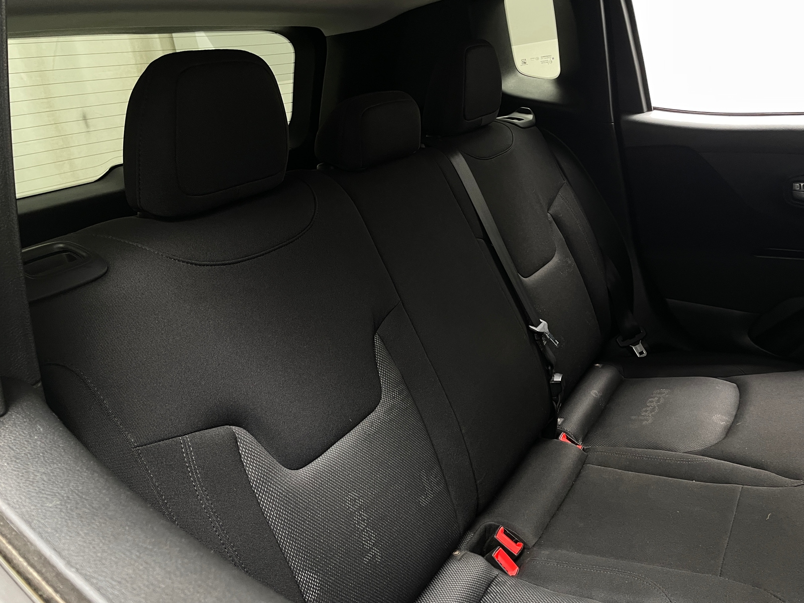 Thumbnail: 2017 Jeep Renegade - 6