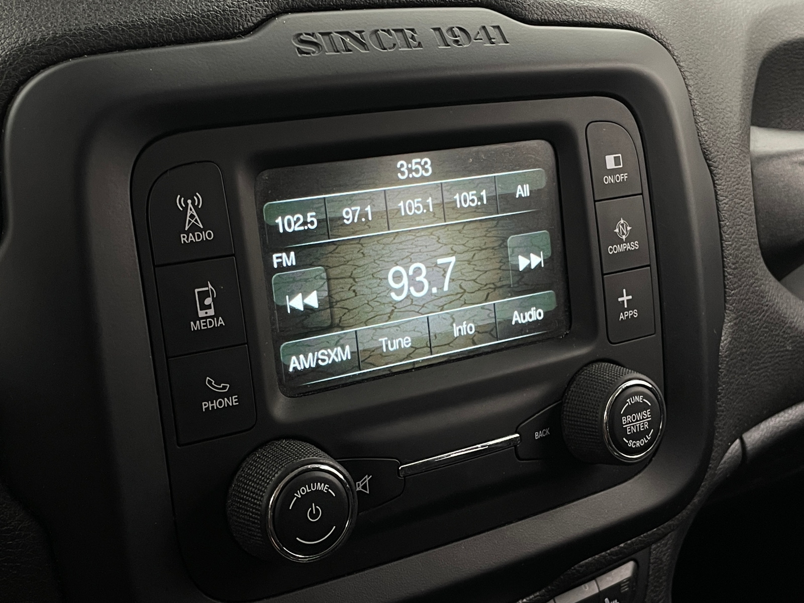 Thumbnail: 2017 Jeep Renegade - 4