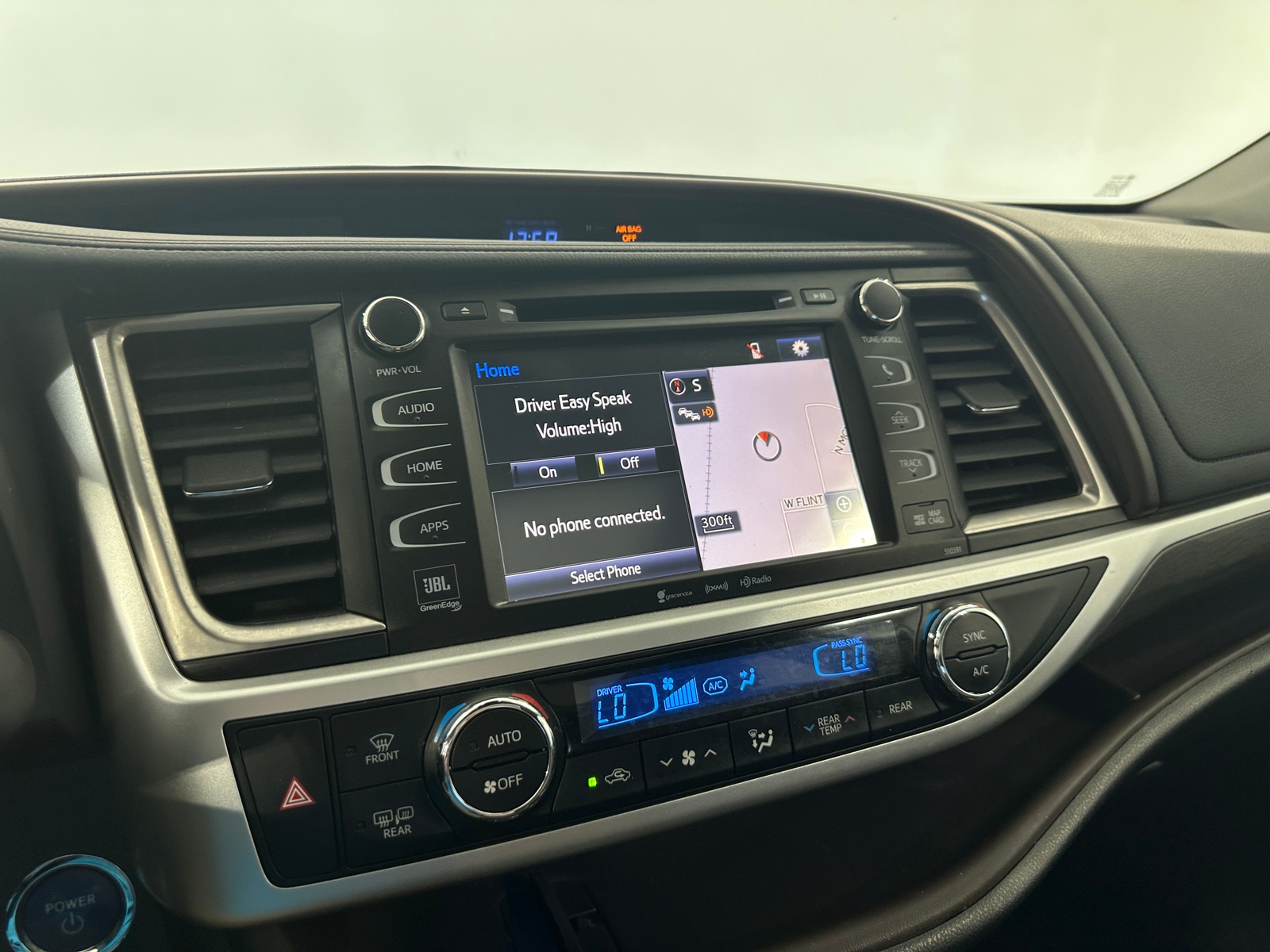 Thumbnail: 2019 Toyota Highlander - 3