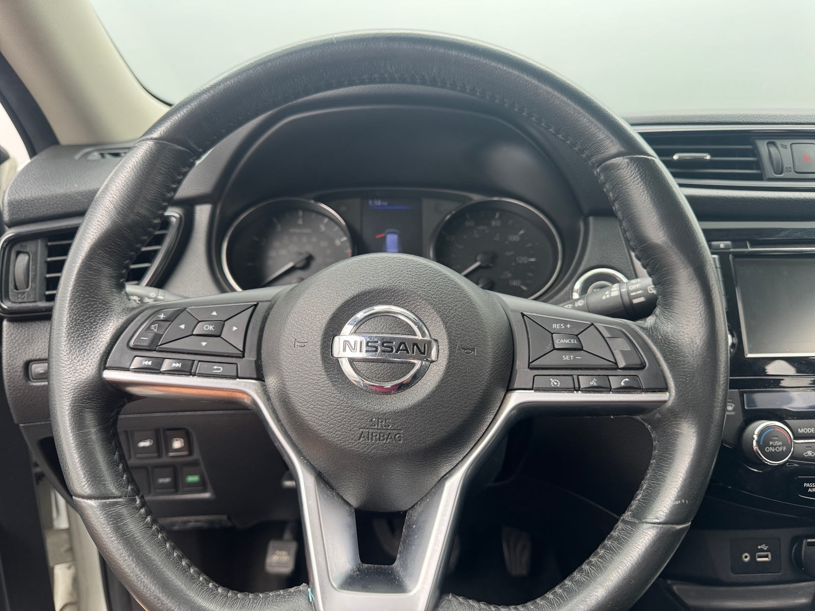 Thumbnail: 2018 Nissan Rogue - 5