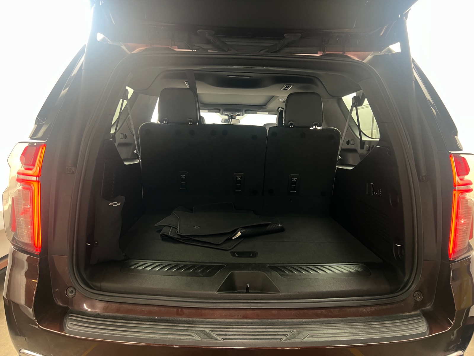 Thumbnail: 2022 Chevrolet Suburban - 6