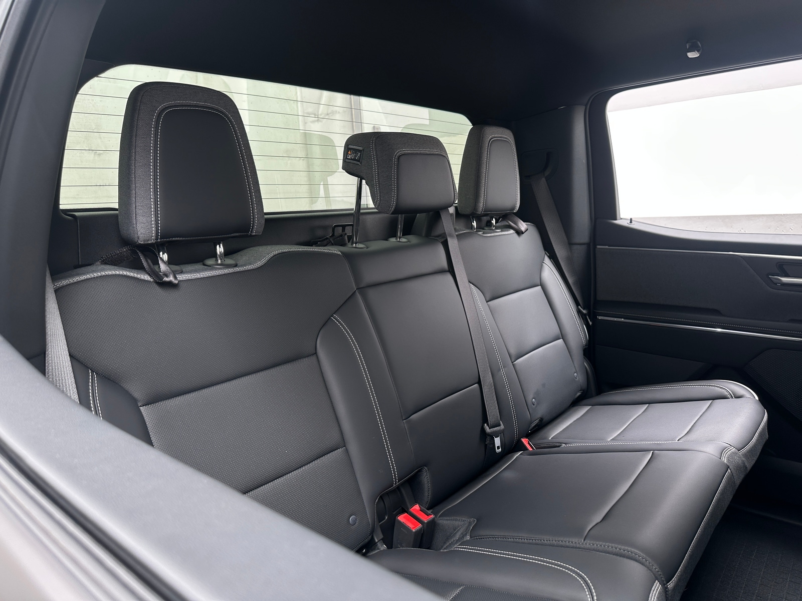 Thumbnail: 2026 GMC Sierra EV - 5