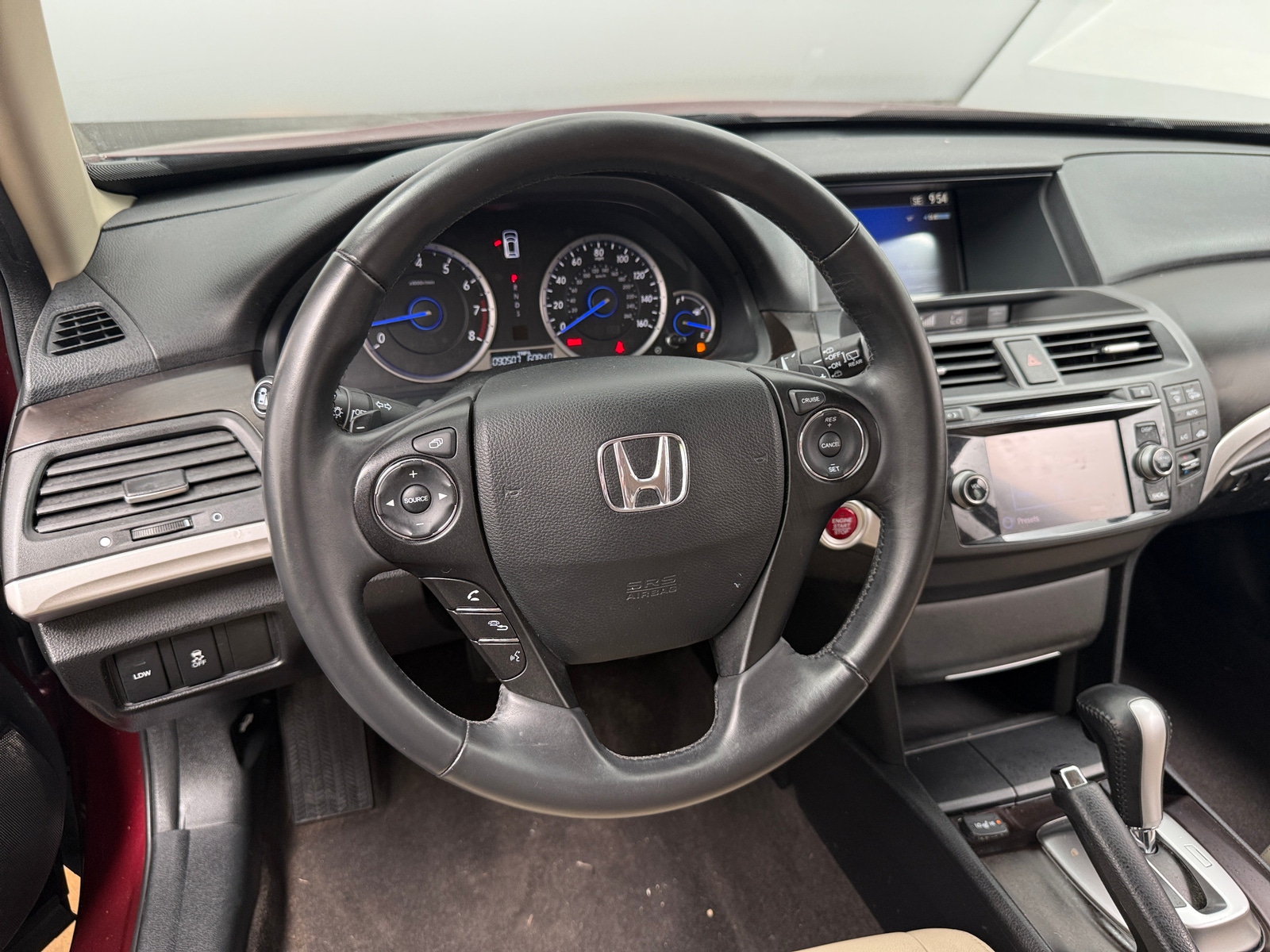 Thumbnail: 2015 Honda Crosstour - 4