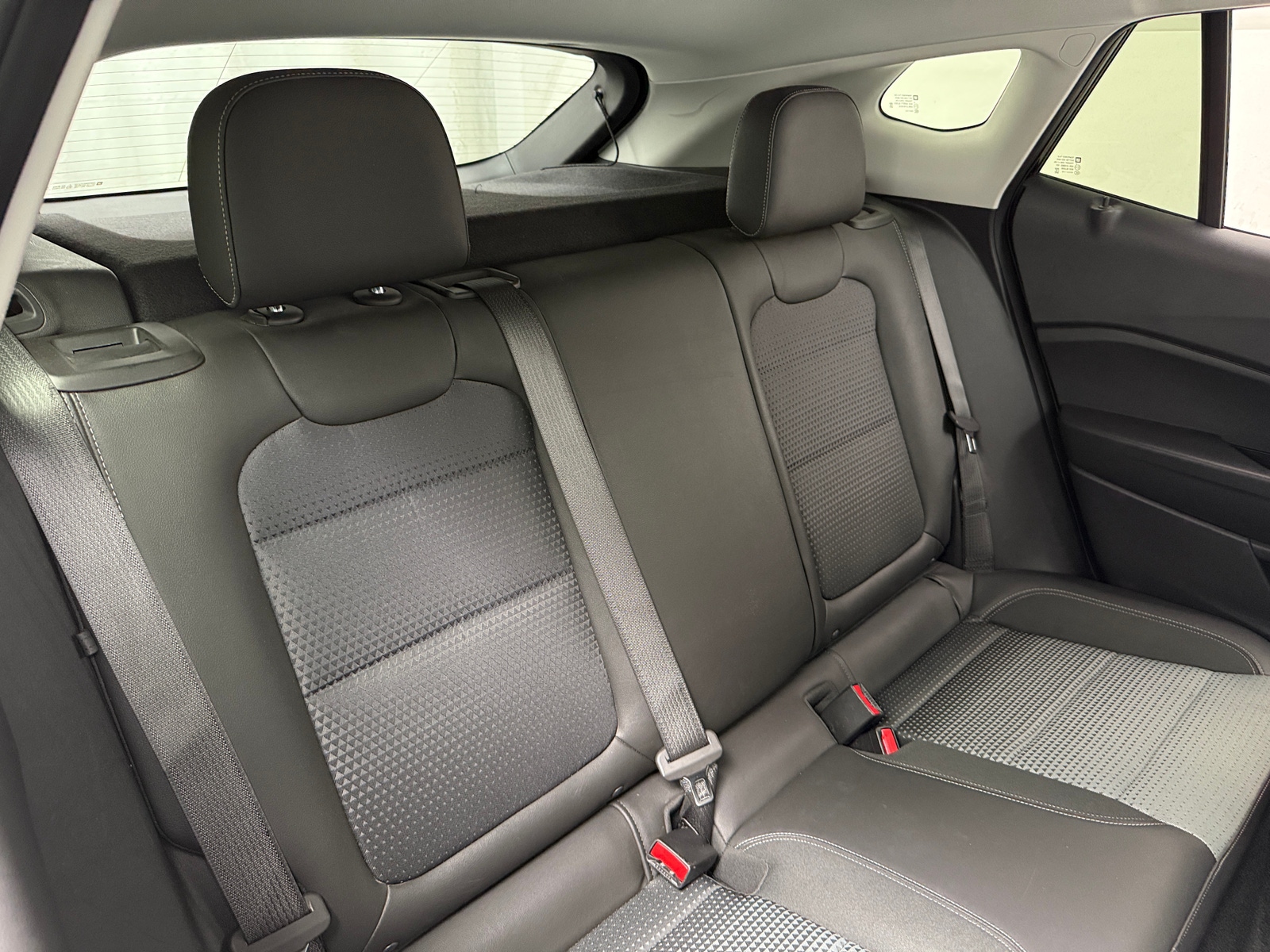 Thumbnail: 2025 Chevrolet Trax - 5