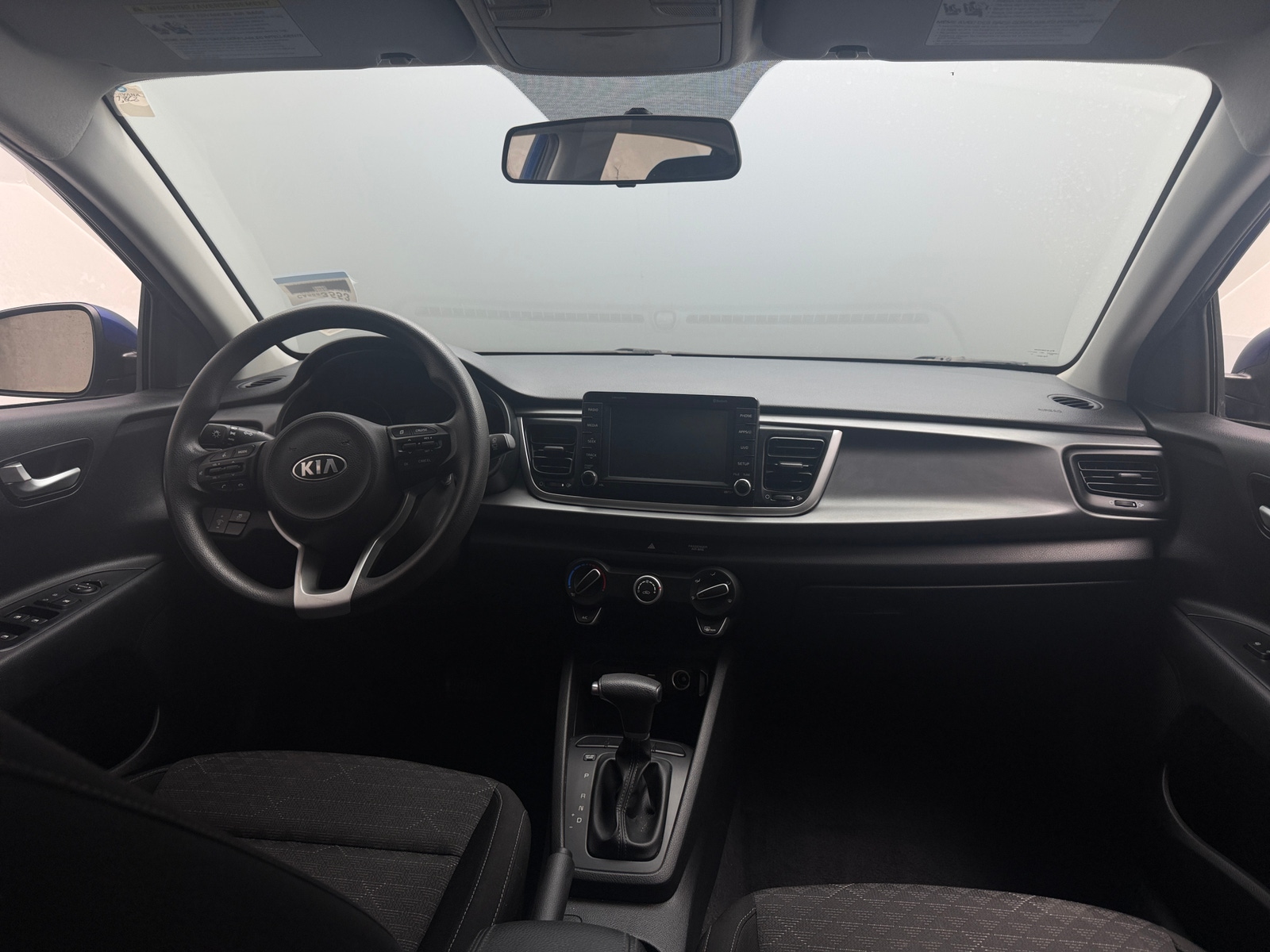 Thumbnail: 2019 Kia Rio - 3