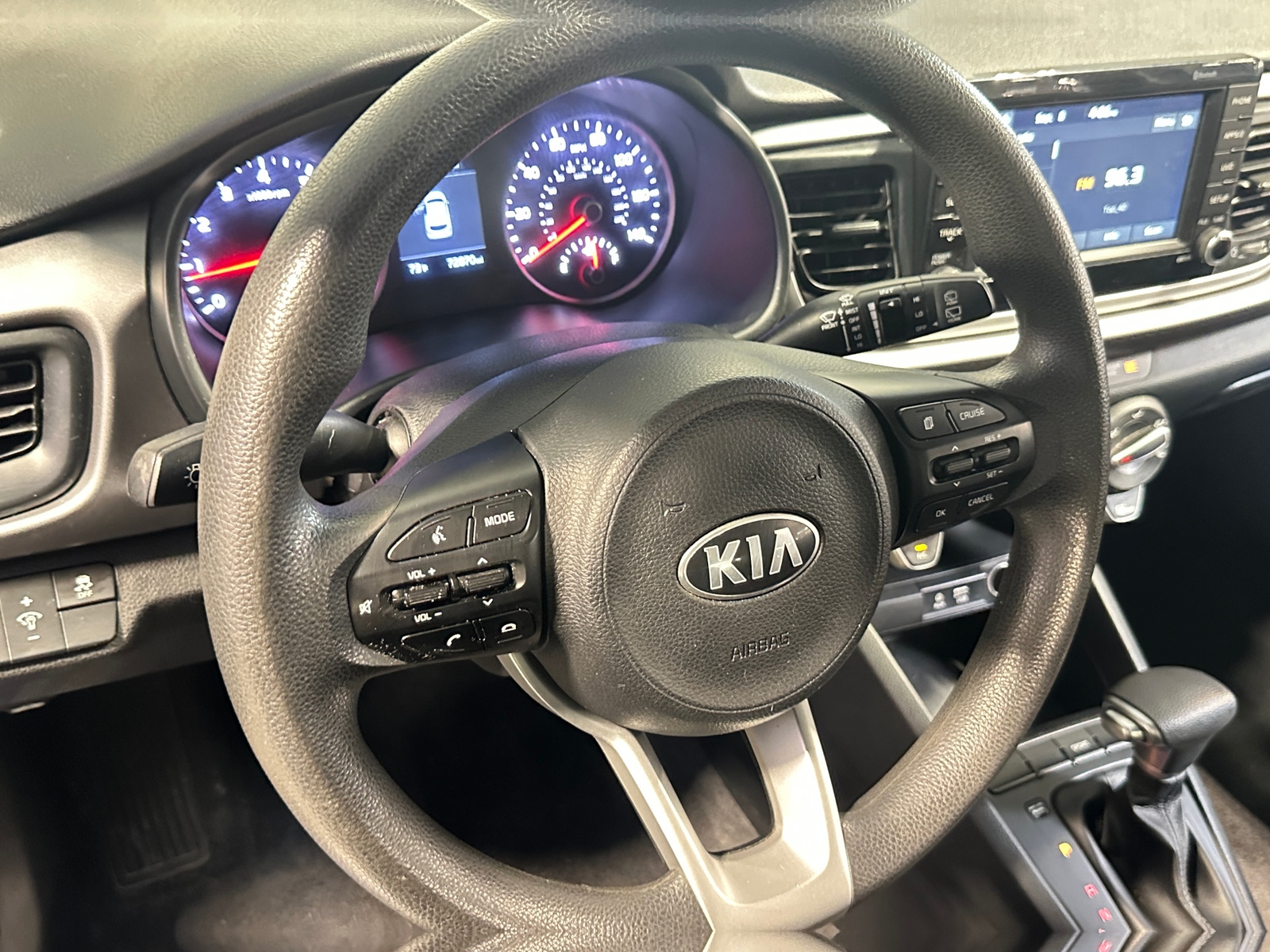 Thumbnail: 2019 Kia Rio - 5