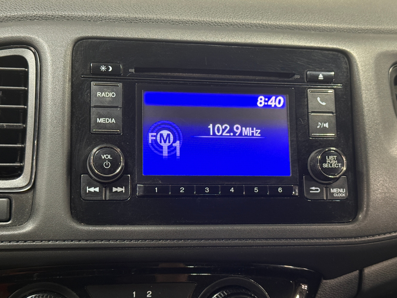 Thumbnail: 2019 Honda HR-V - 4