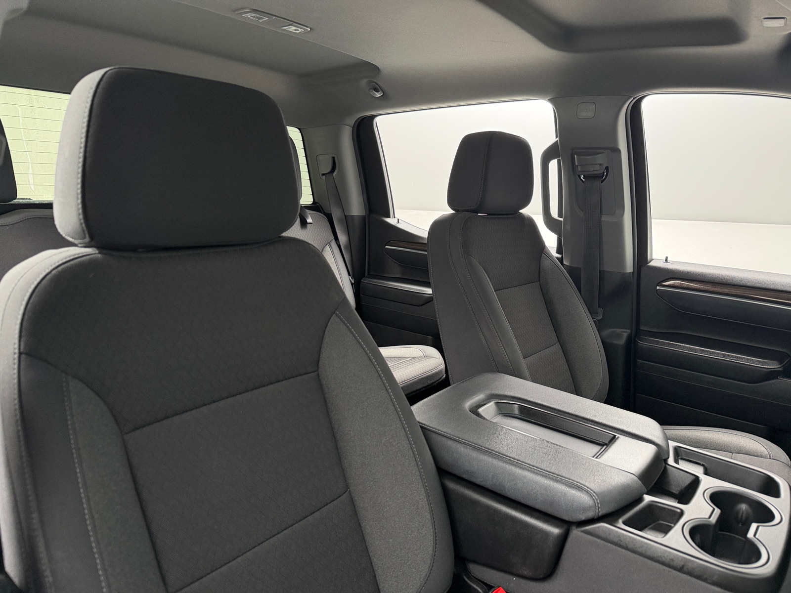 Thumbnail: 2025 Chevrolet Silverado 1500 - 2
