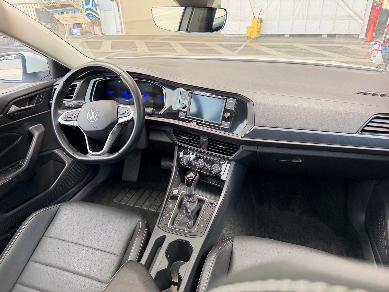 Thumbnail: 2023 Volkswagen Jetta - 2