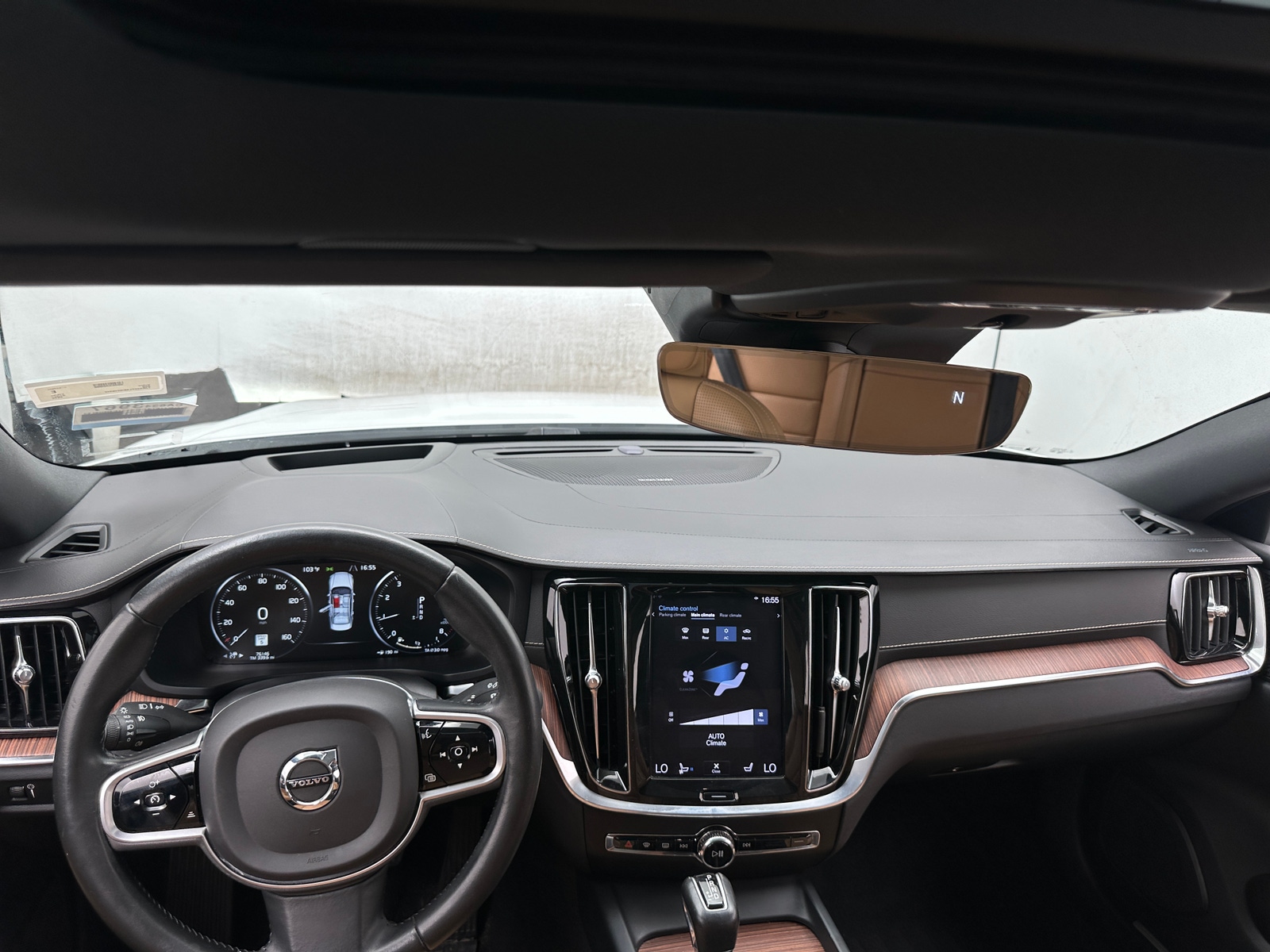 Thumbnail: 2019 Volvo S60 - 3