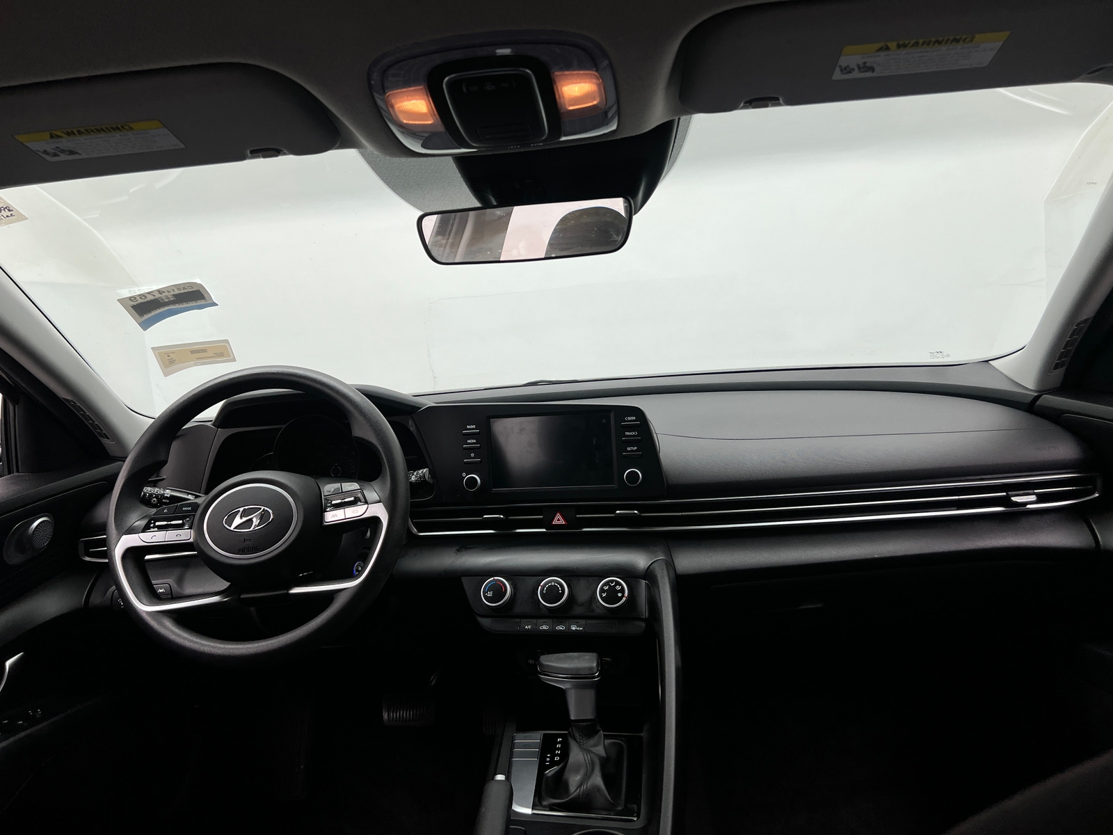 Thumbnail: 2022 Hyundai Elantra - 3