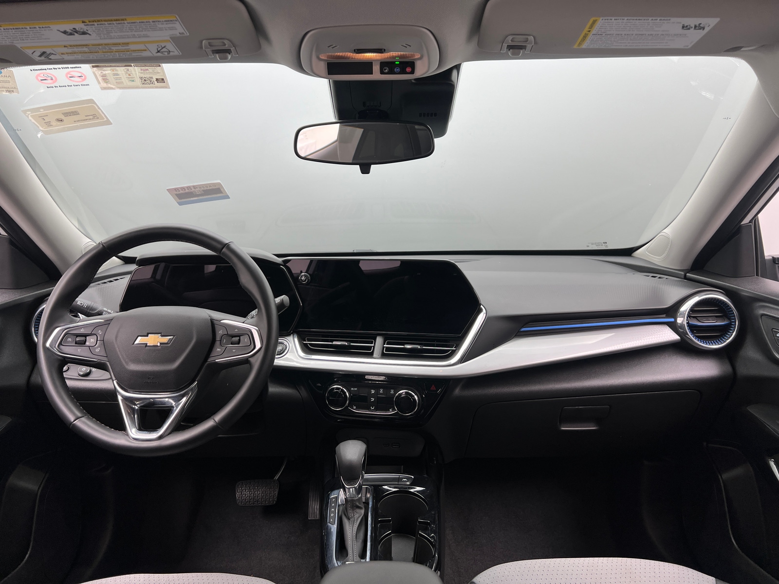 Thumbnail: 2025 Chevrolet Trax - 2