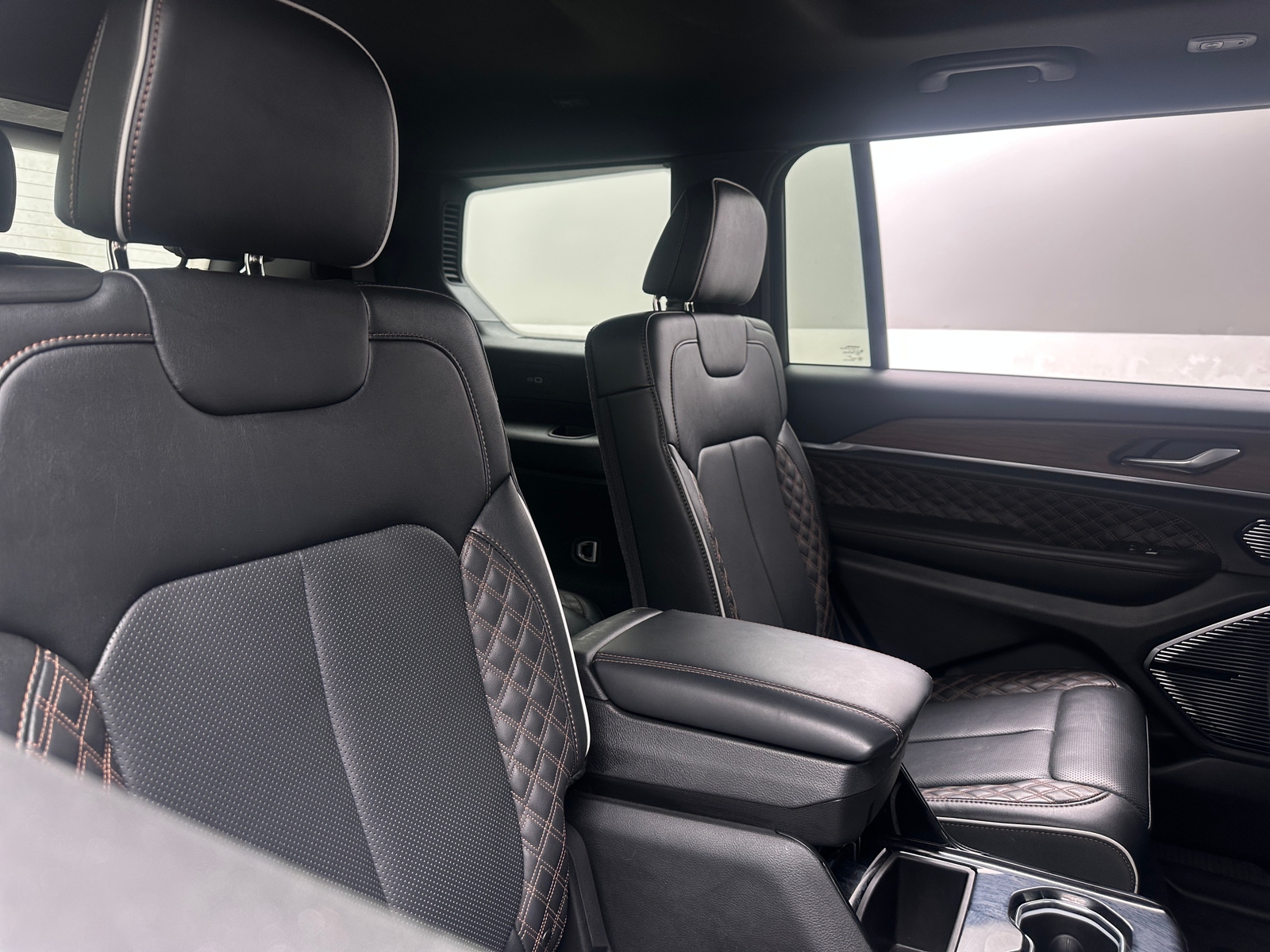 Thumbnail: 2025 Jeep Grand Cherokee L - 5