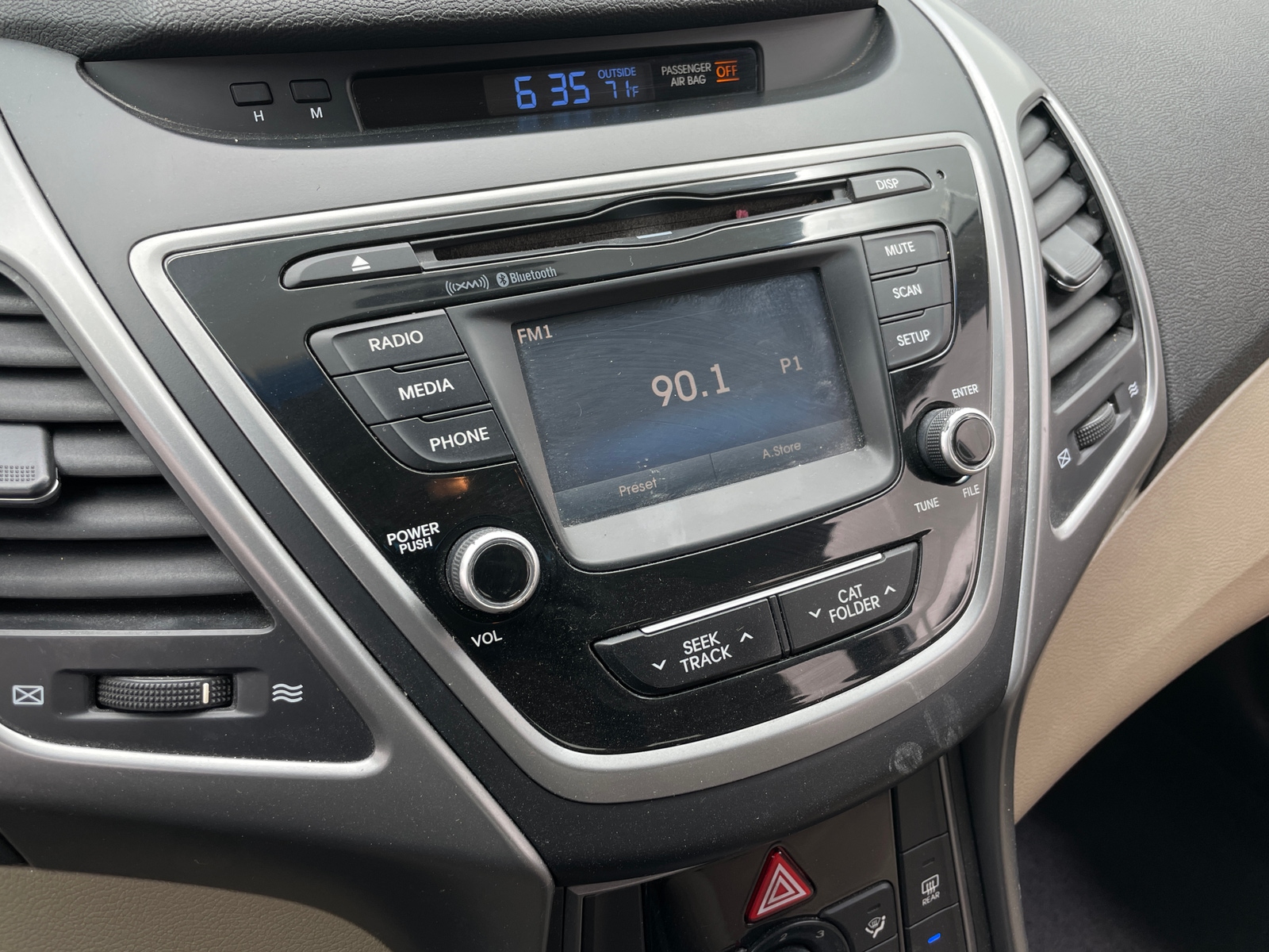 Thumbnail: 2016 Hyundai Elantra - 4