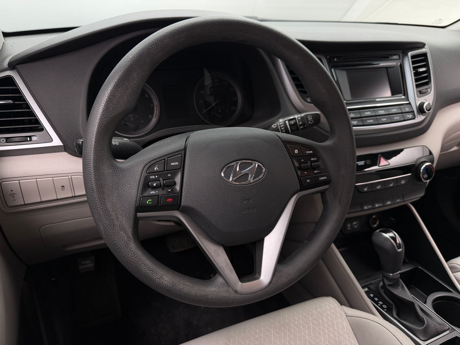 Thumbnail: 2017 Hyundai Tucson - 5
