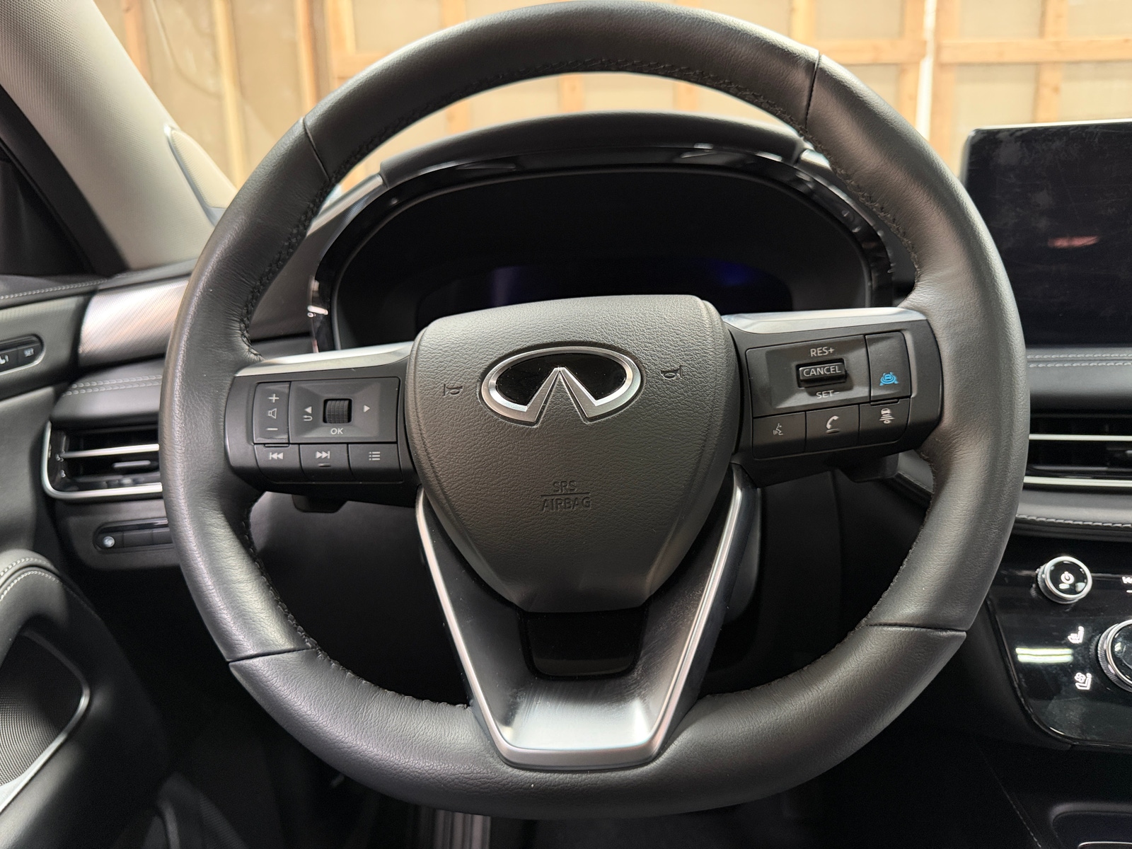 Thumbnail: 2026 INFINITI QX60 - 4