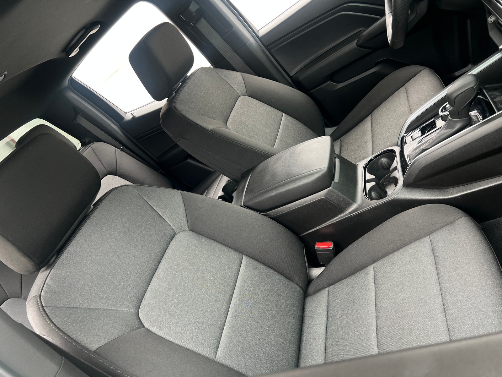 Thumbnail: 2025 Chevrolet Colorado - 2