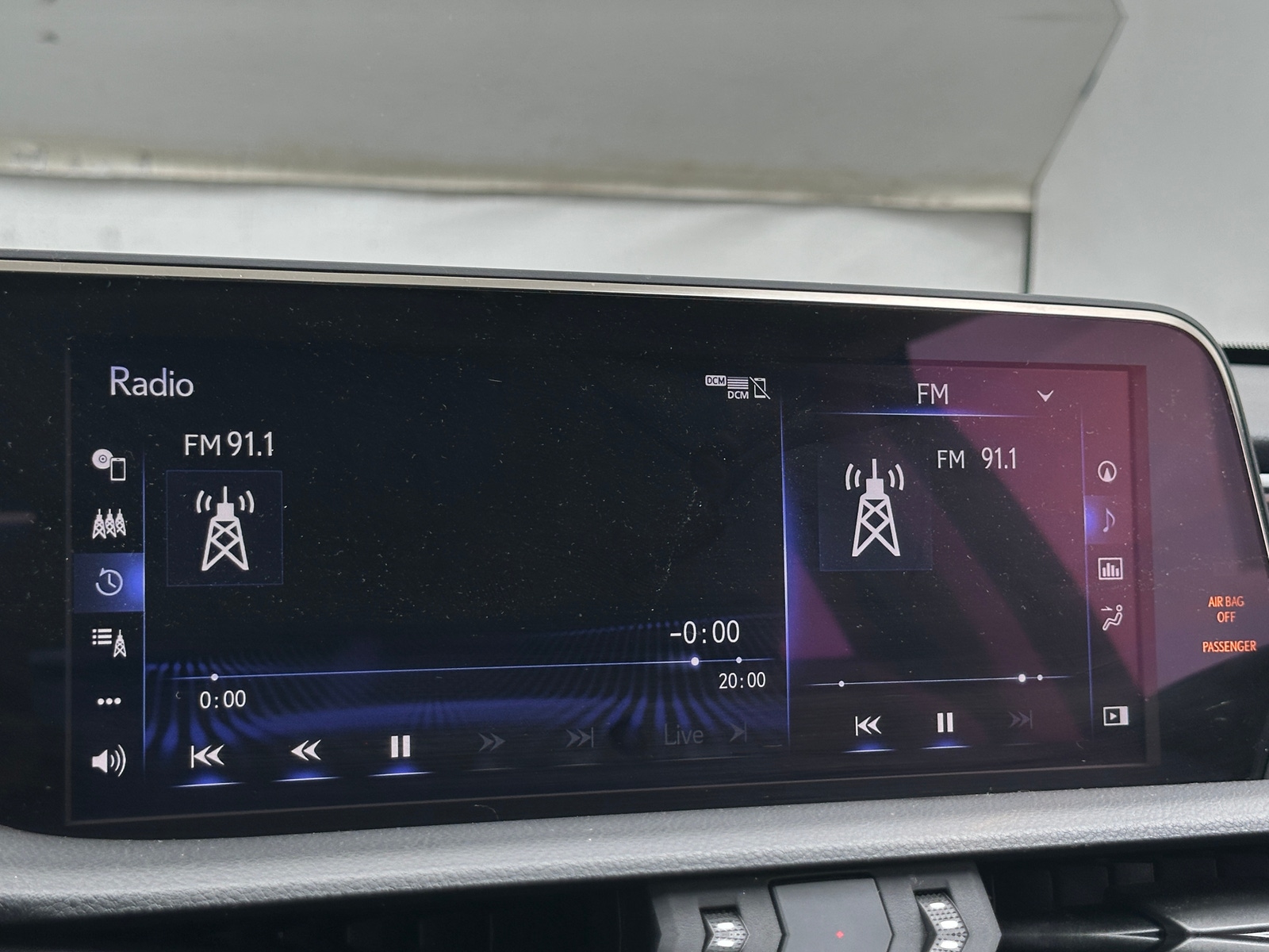 Thumbnail: 2021 Lexus ES - 4