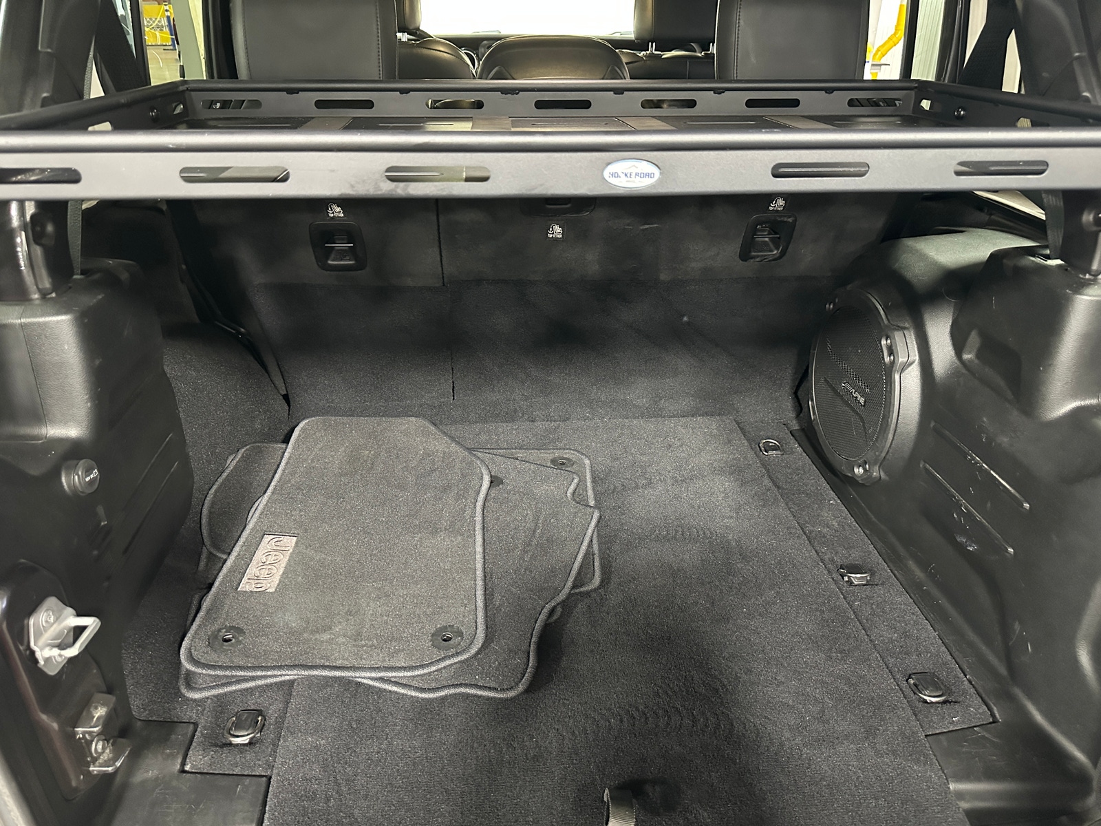 Thumbnail: 2021 Jeep Wrangler - 6