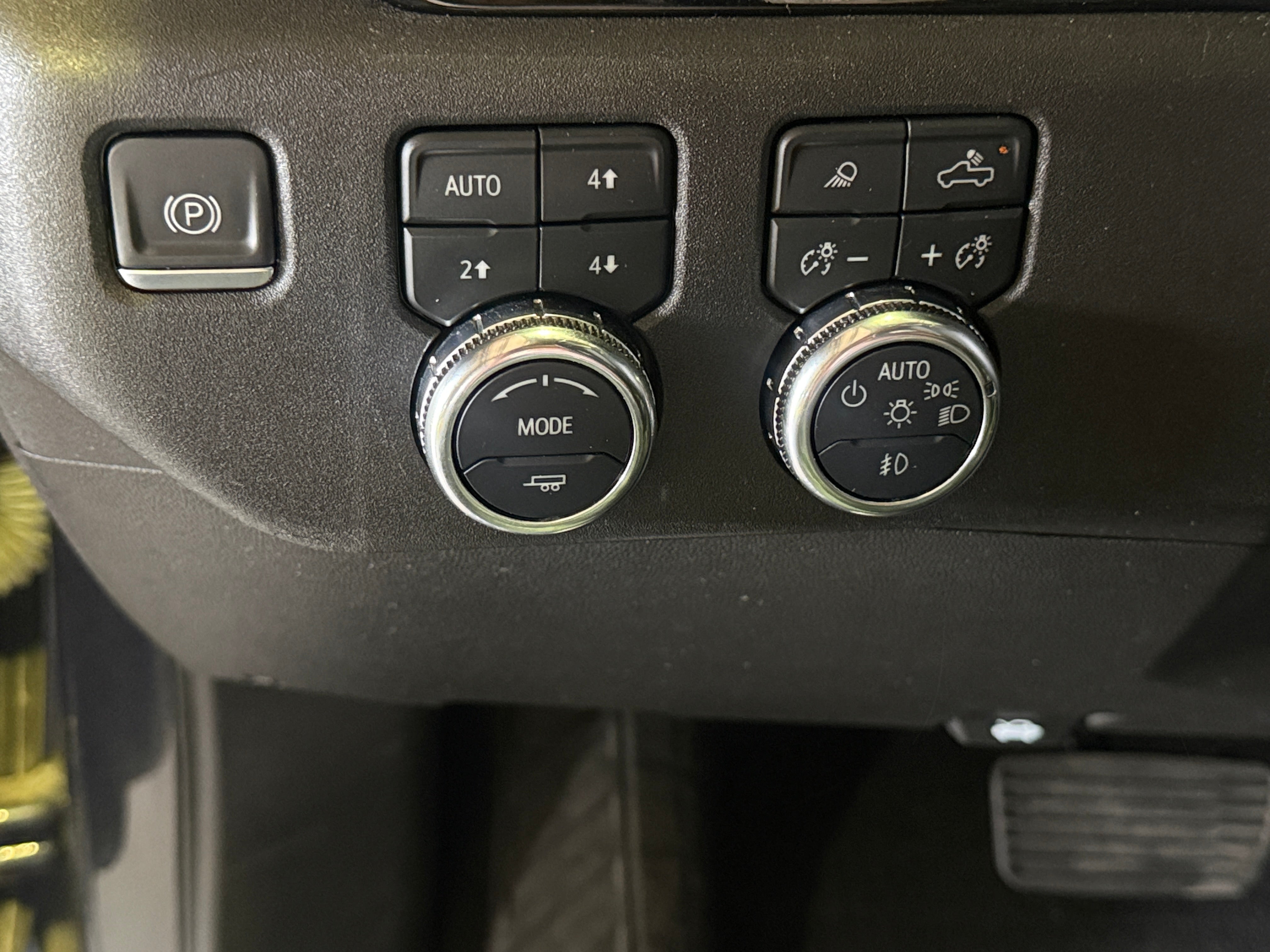 2024 GMC Sierra 2500HD SLE - Photo 11