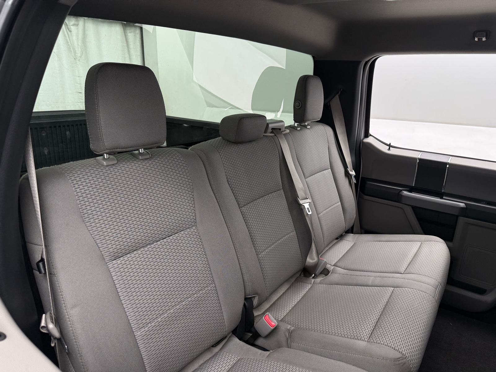 Thumbnail: 2017 Ford Econoline - 6