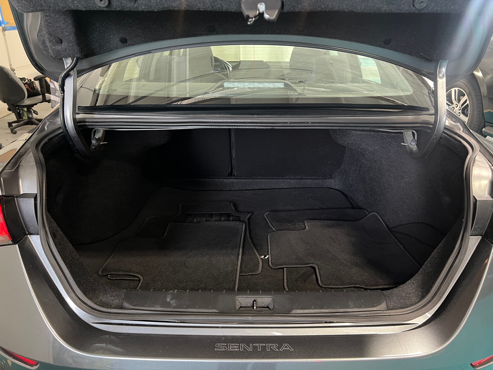 Thumbnail: 2021 Nissan Sentra - 7