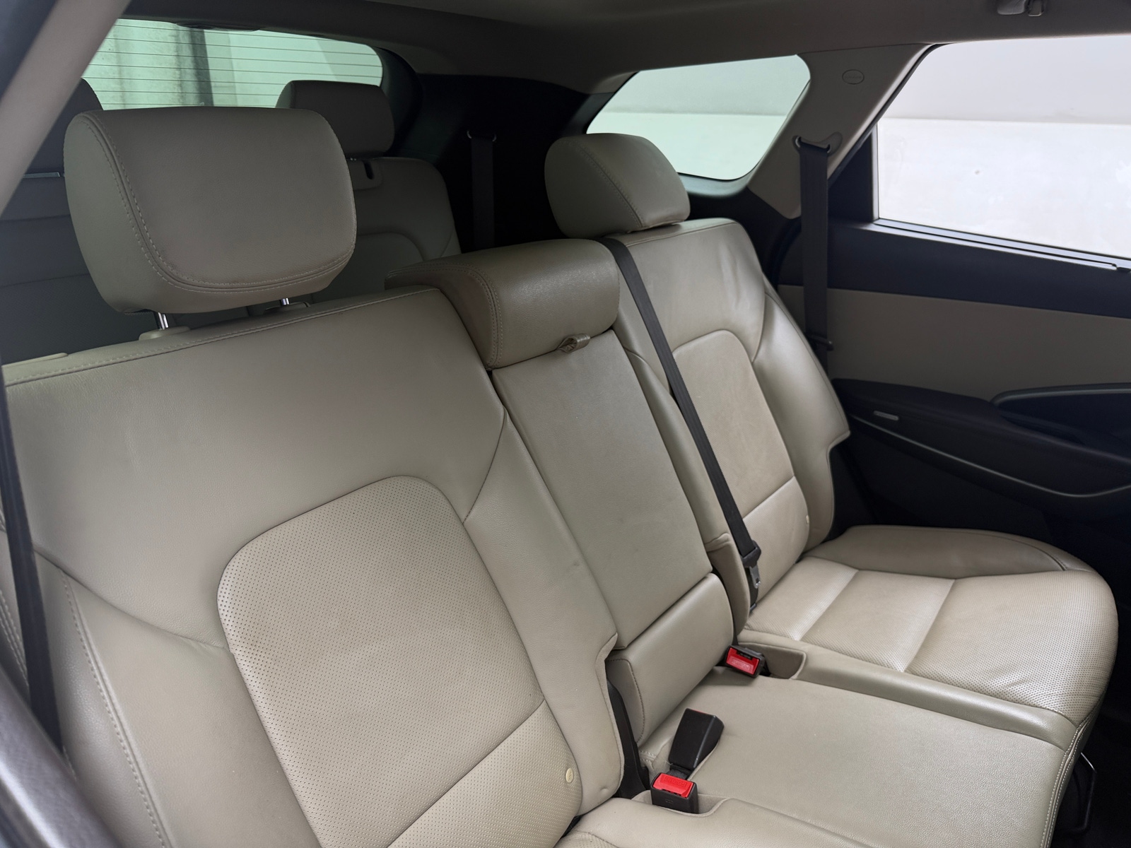 Thumbnail: 2017 Hyundai Santa Fe - 5