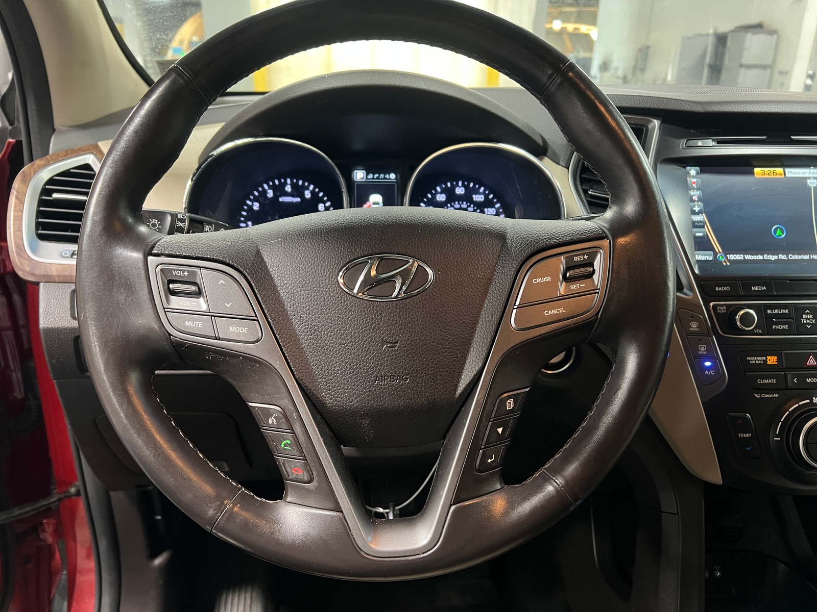 Thumbnail: 2017 Hyundai Santa Fe - 4