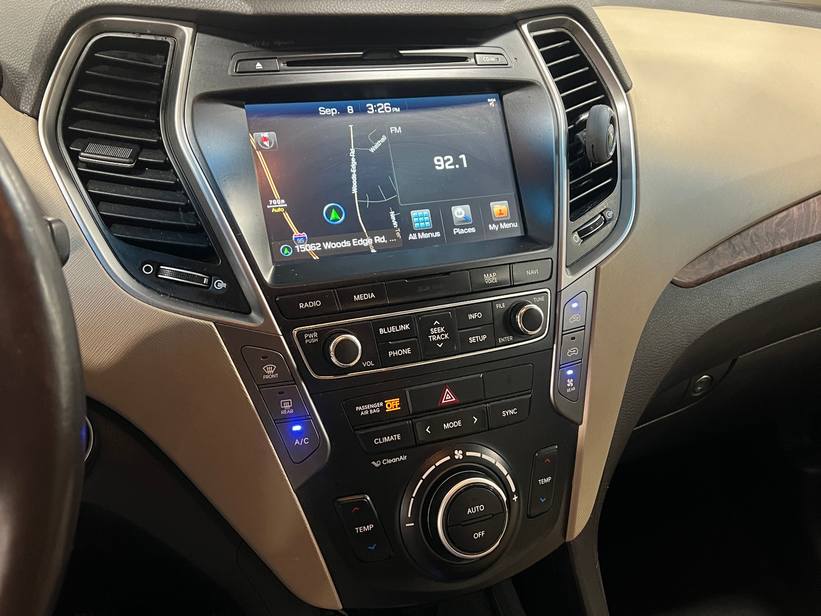 Thumbnail: 2017 Hyundai Santa Fe - 3