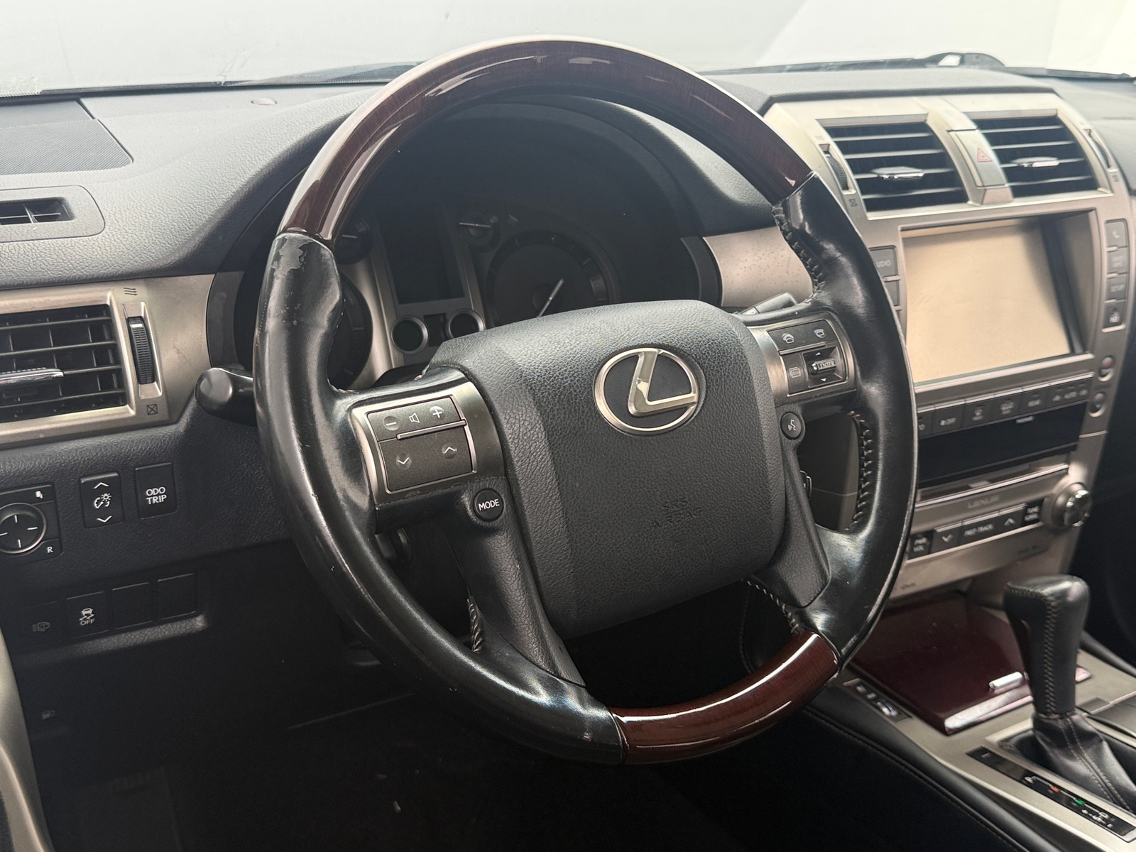 Thumbnail: 2019 Lexus GX - 4