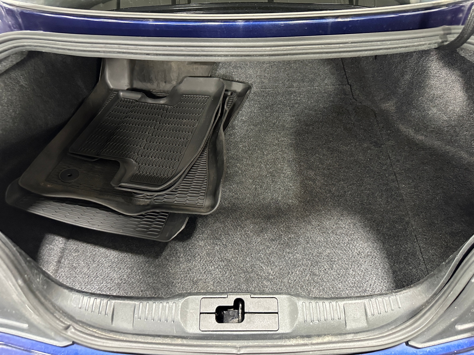 Thumbnail: 2018 Ford Mustang - 4