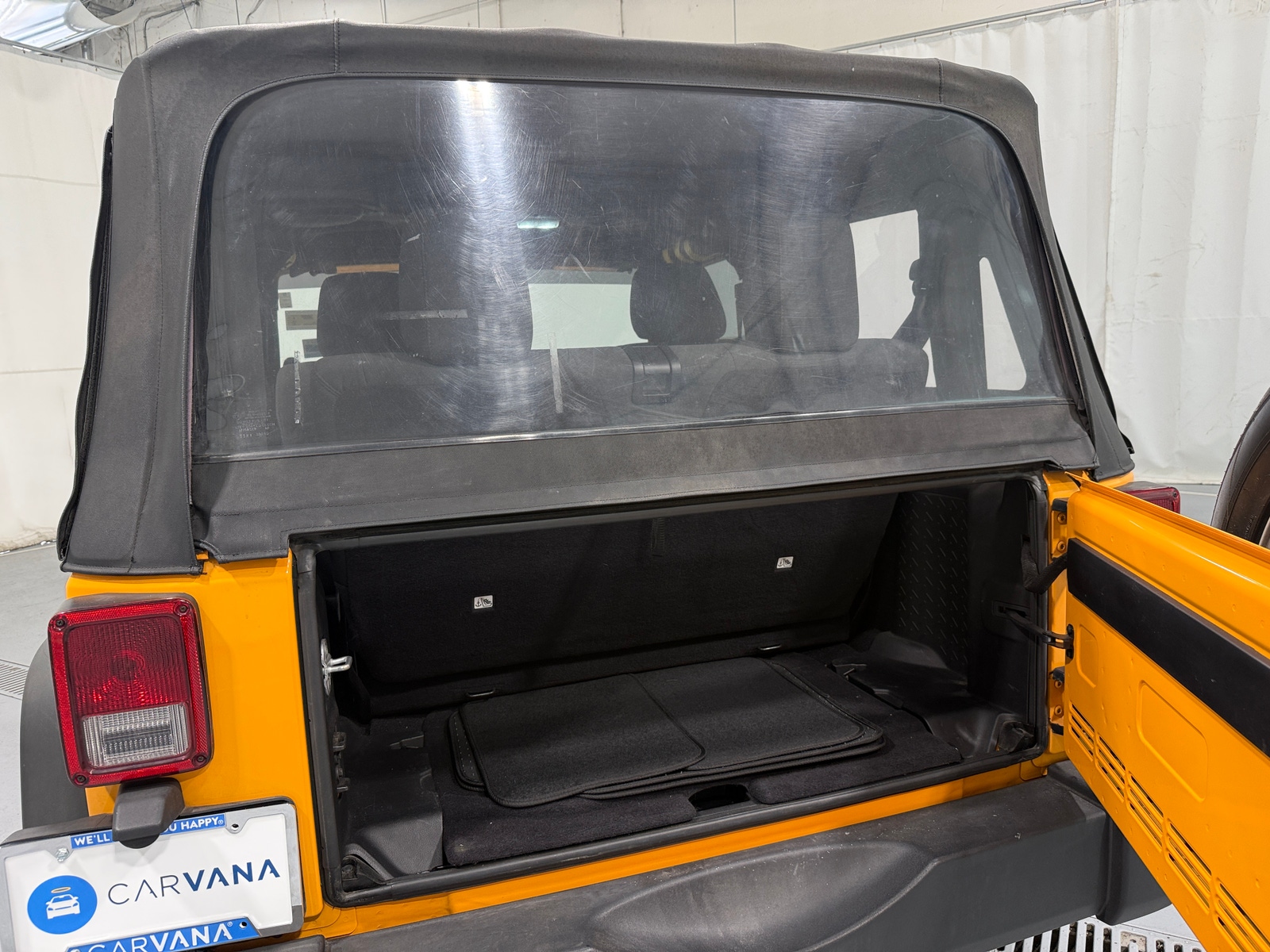Thumbnail: 2012 Jeep Wrangler - 7