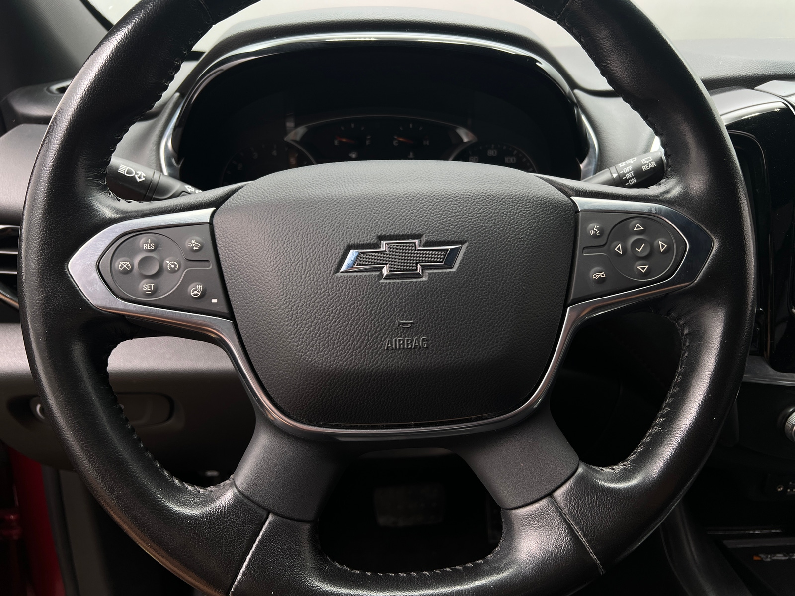 Thumbnail: 2022 Chevrolet Traverse - 4