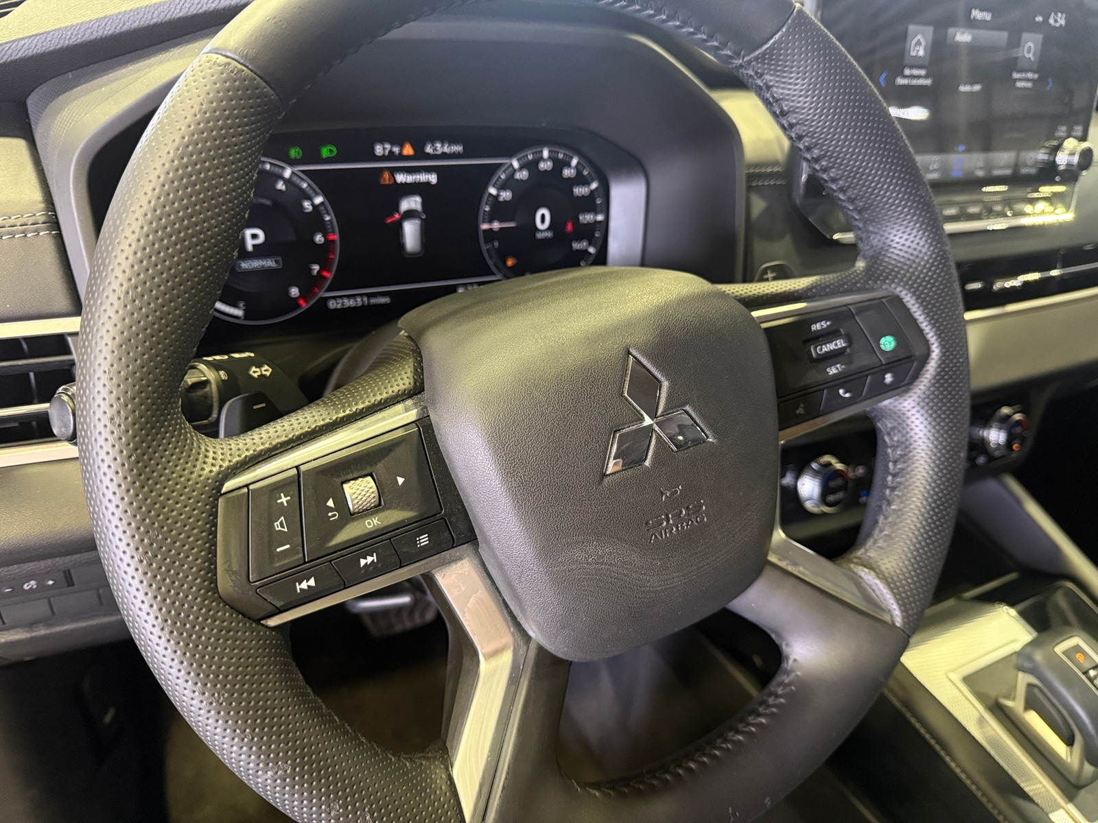 Thumbnail: 2022 Mitsubishi Outlander - 5
