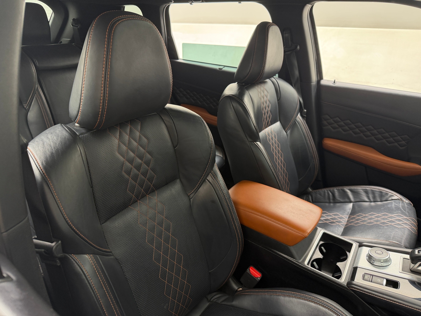 Thumbnail: 2022 Mitsubishi Outlander - 2