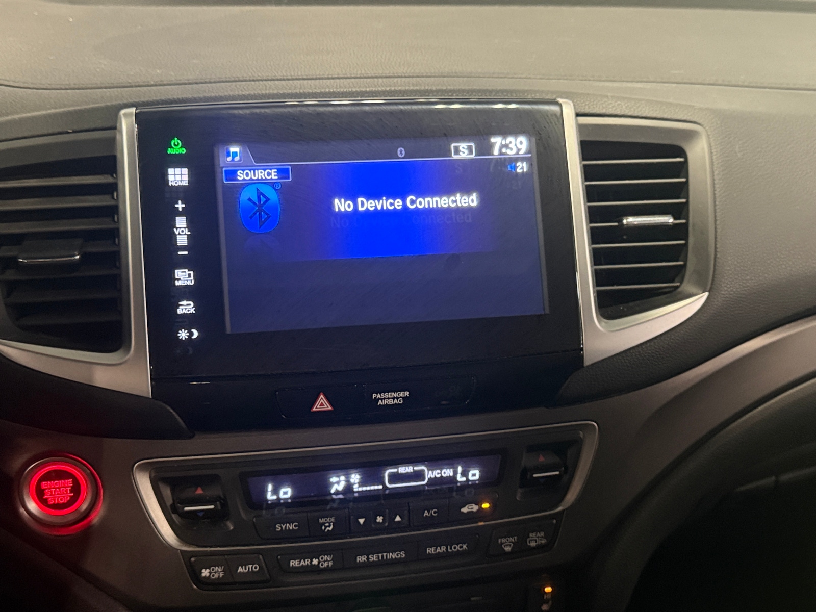Thumbnail: 2016 Honda Pilot - 3