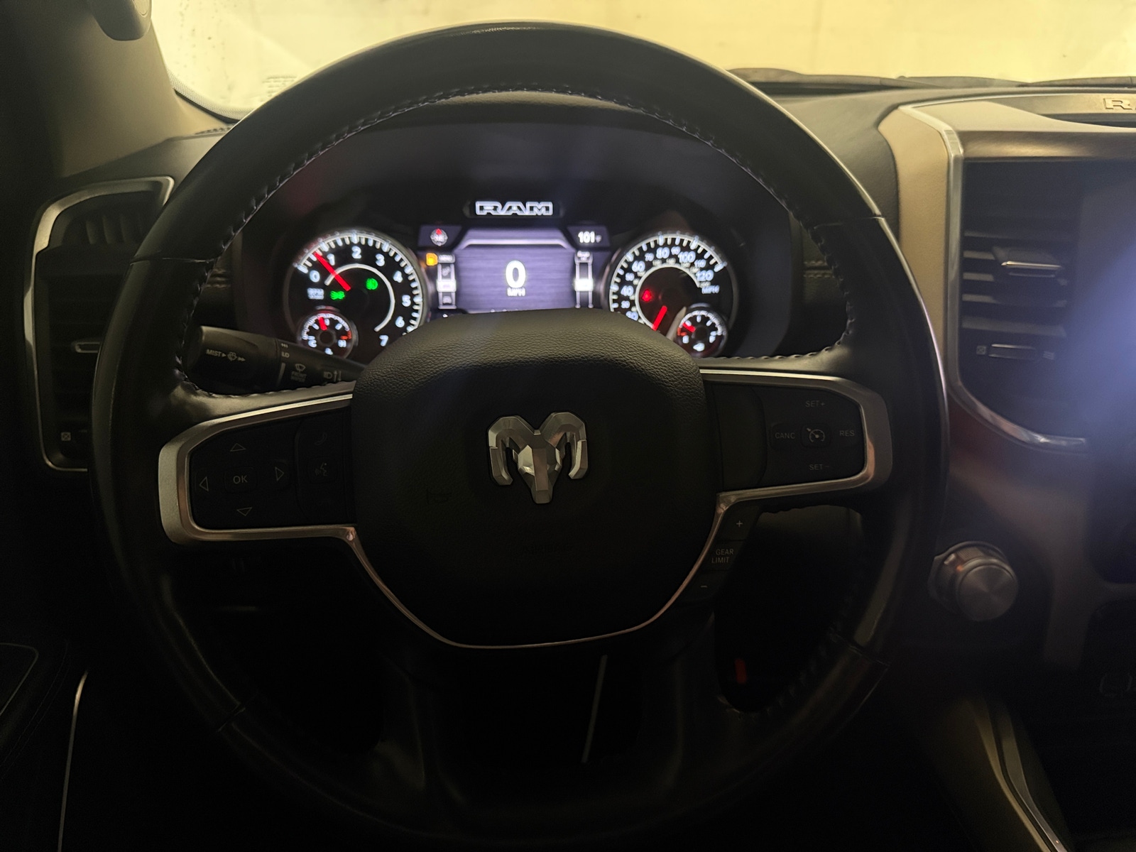 Thumbnail: 2022 RAM 1500 - 4