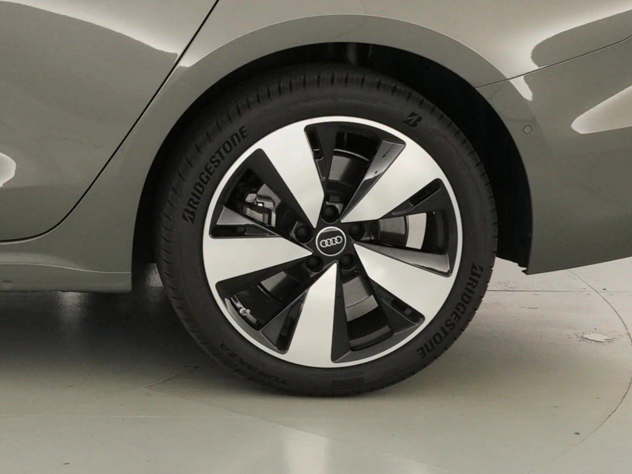 2025 Audi New A5 Premium Plus - Photo 19
