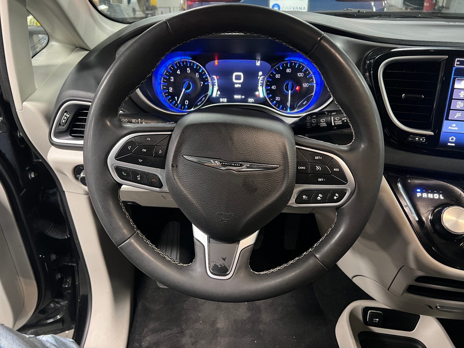 Thumbnail: 2024 Chrysler Pacifica - 4