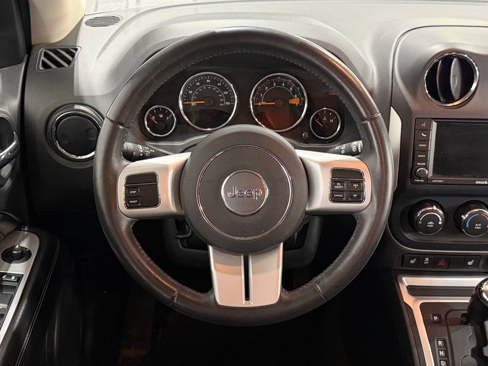 Thumbnail: 2016 Jeep Compass - 4