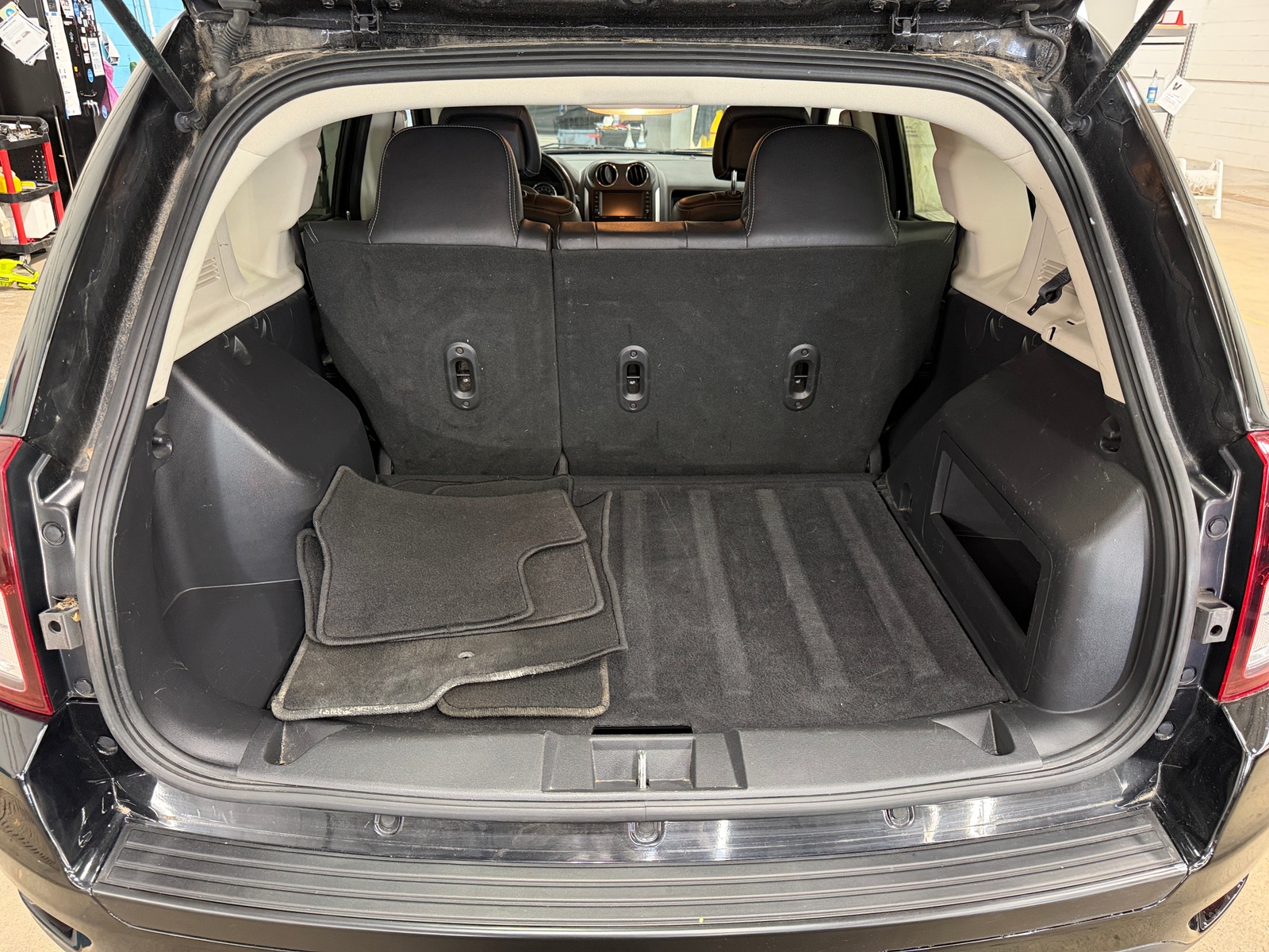 Thumbnail: 2016 Jeep Compass - 6